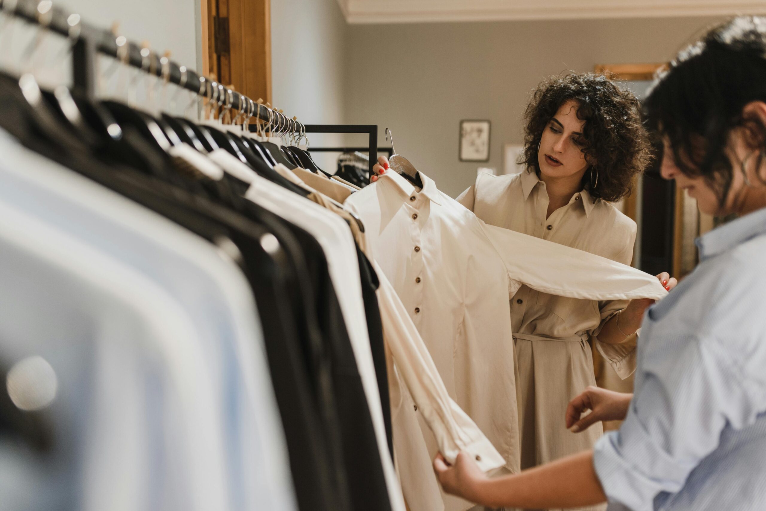 women shopping