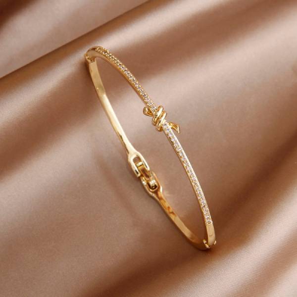 Delicate-gold-plated-bracelet